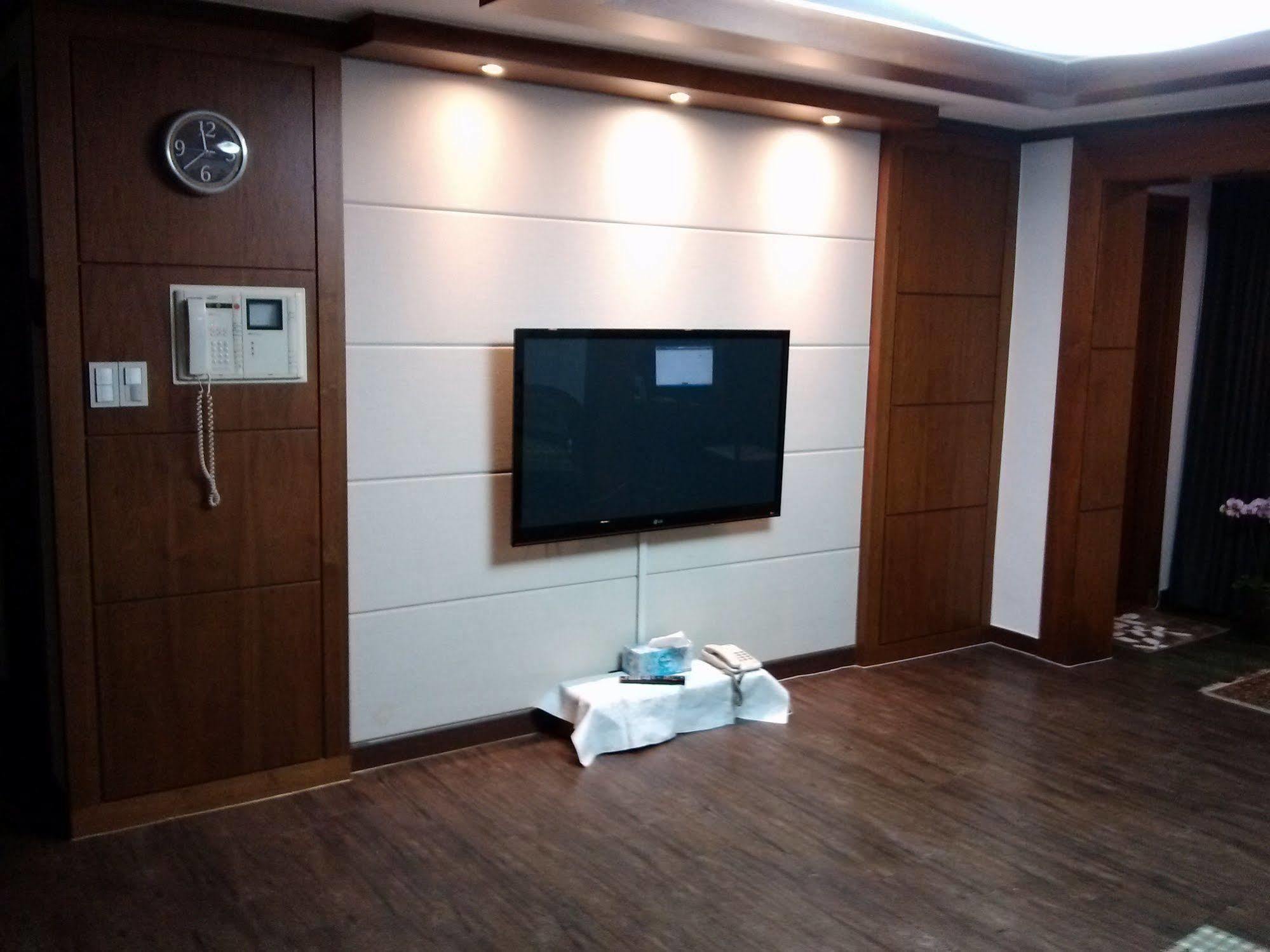 K Star Road Guesthouse - Hostel Seoul Ngoại thất bức ảnh